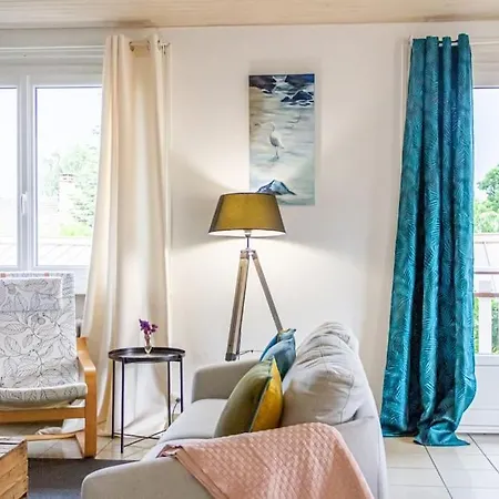 Zenbnb / L'arche / Aux Portes De Geneve / / Lägenhet